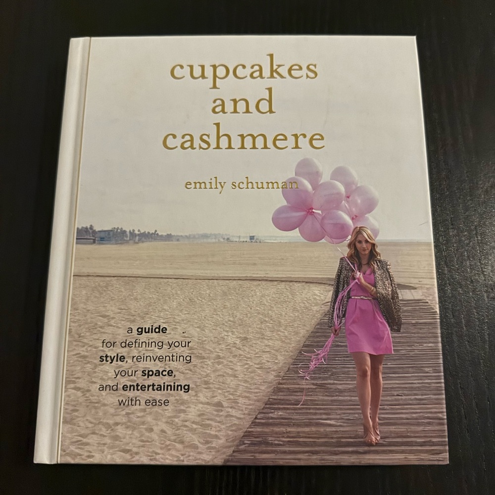 Cupcakes and Cashmere Book